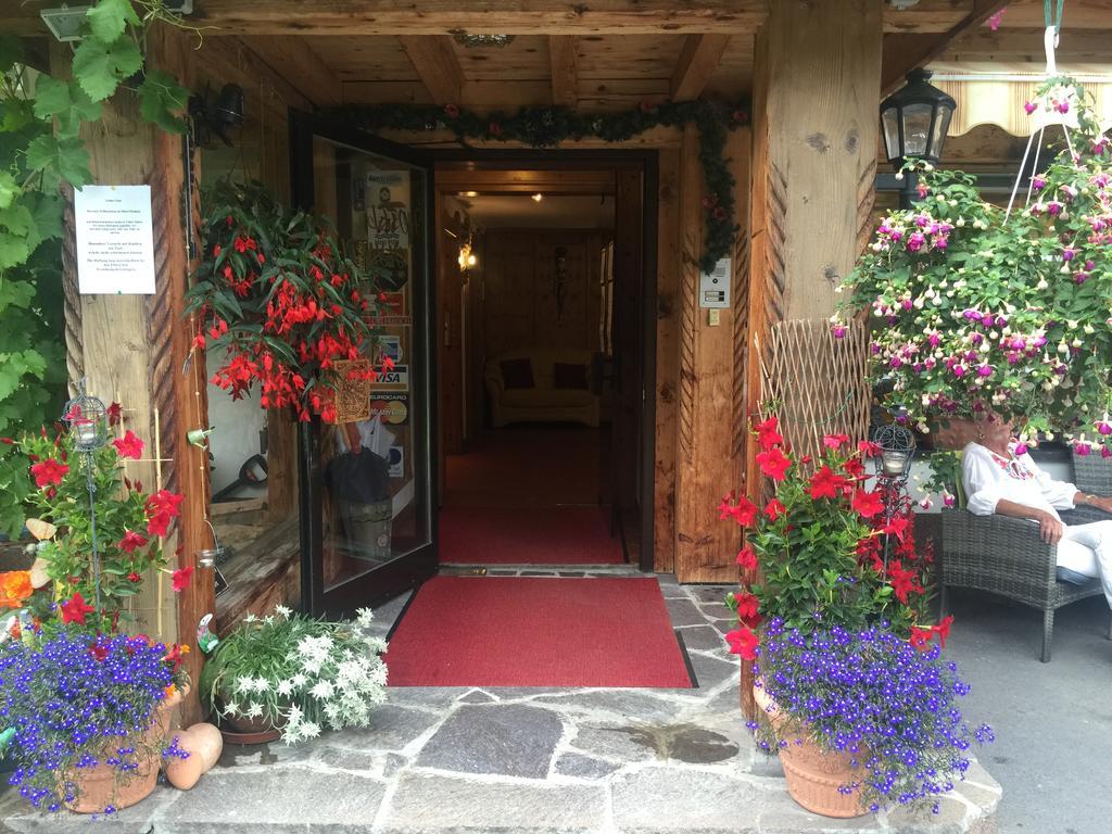 Hotel Olympia ペットイ・アム・アールベルク エクステリア 写真