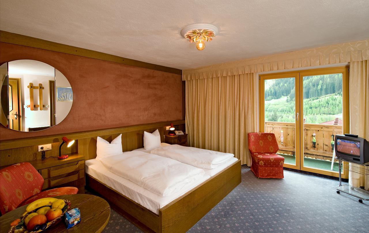 Hotel Olympia ペットイ・アム・アールベルク エクステリア 写真